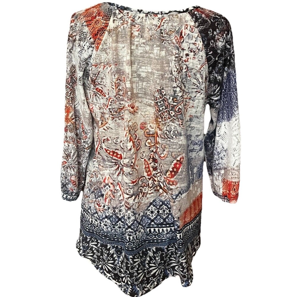 Chico's Women's Multi-Colored Size 0 (4-6) Top Embroidered Hem Dolman 3/4 Sleeve - Picture 3 of 7